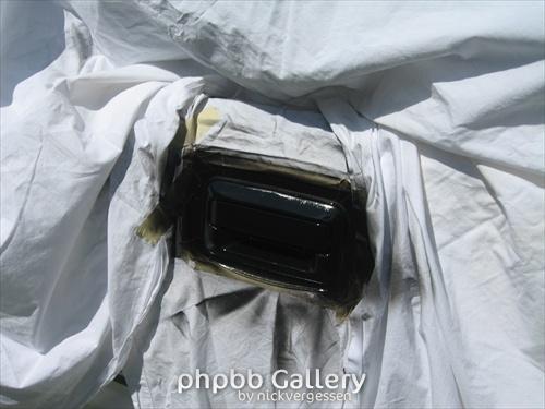Process of Repainting Door Handle (2)