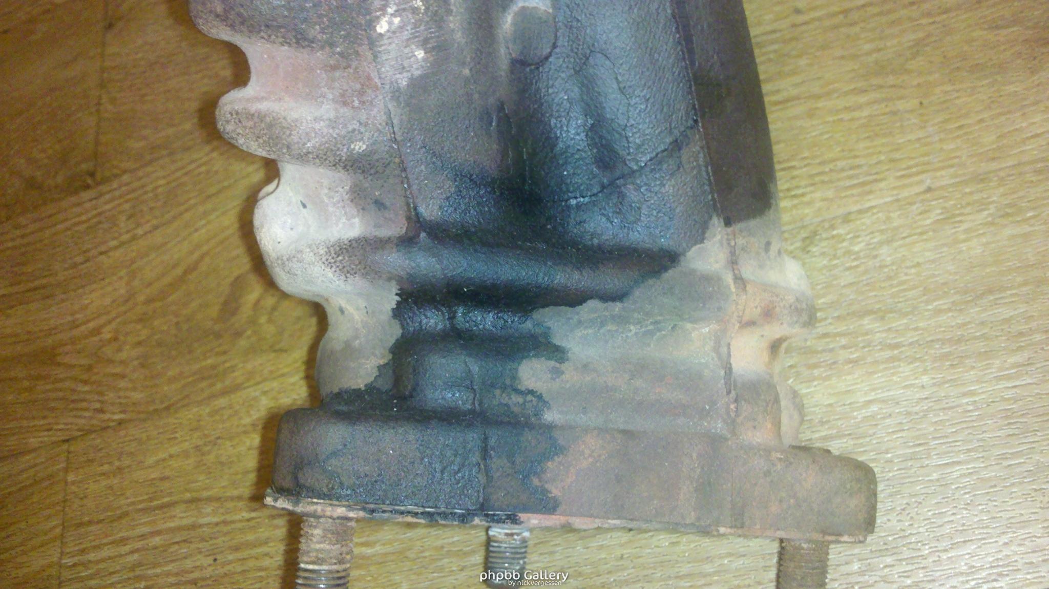 Cracked Paired Port Manifold 9